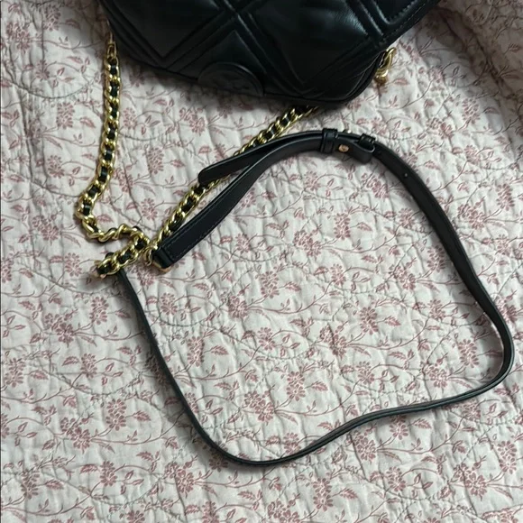 Tory Burch Black Quilted Women's Bag - Picture 6 of 12